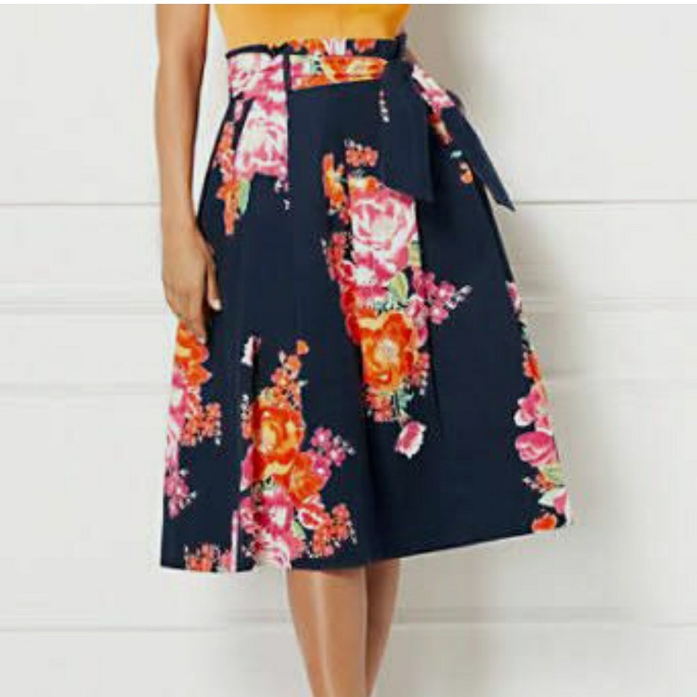🚫SOLD🚫Eva mendes navy blue paperbag waist skirt